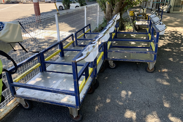 シーキング 台車